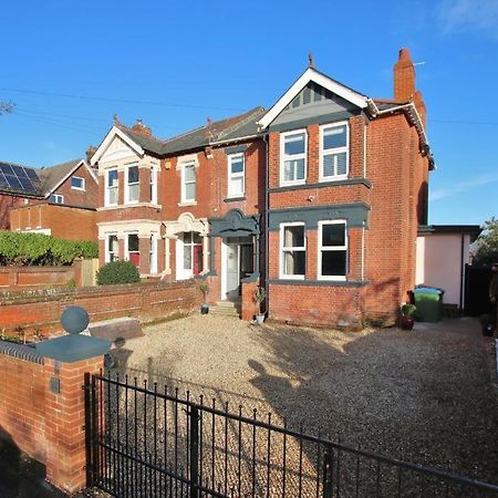 The House - Southampton Villa Exterior foto